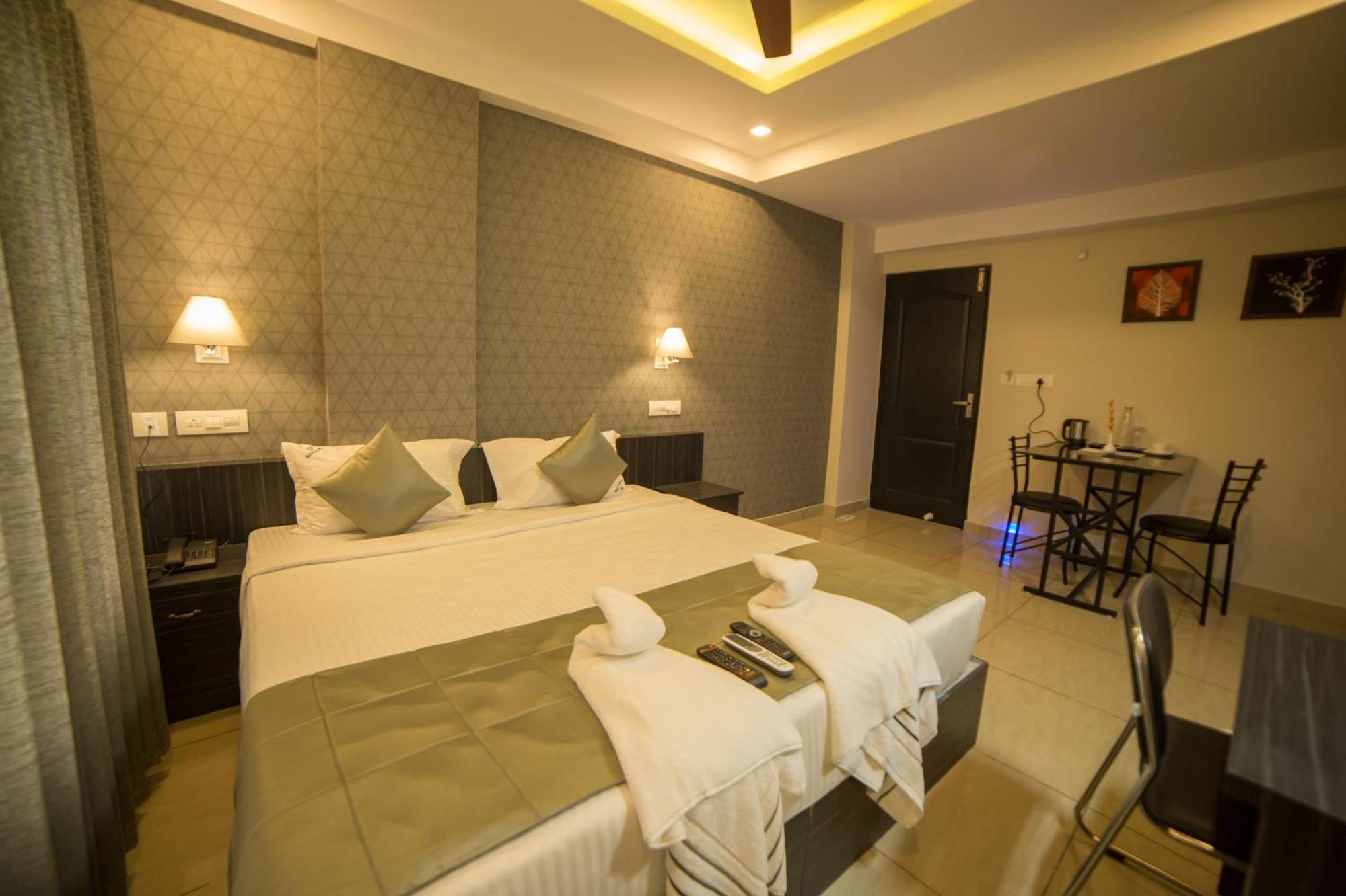 מלון Kochi South Gate Residency מראה חיצוני תמונה