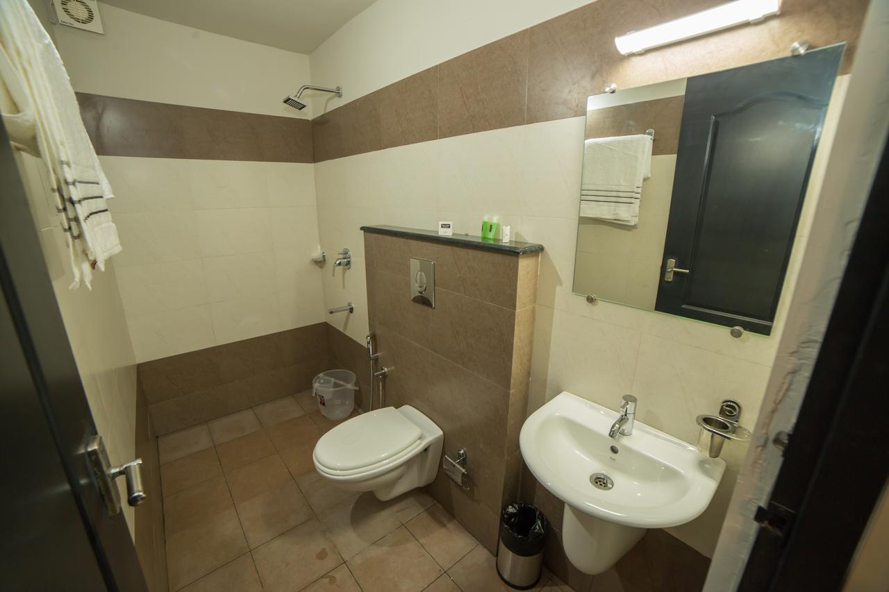 מלון Kochi South Gate Residency מראה חיצוני תמונה