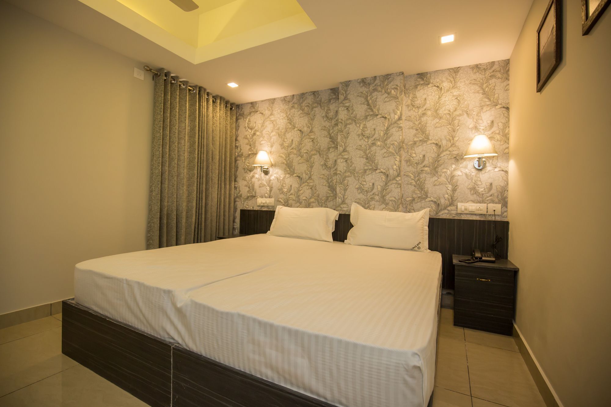 מלון Kochi South Gate Residency מראה חיצוני תמונה
